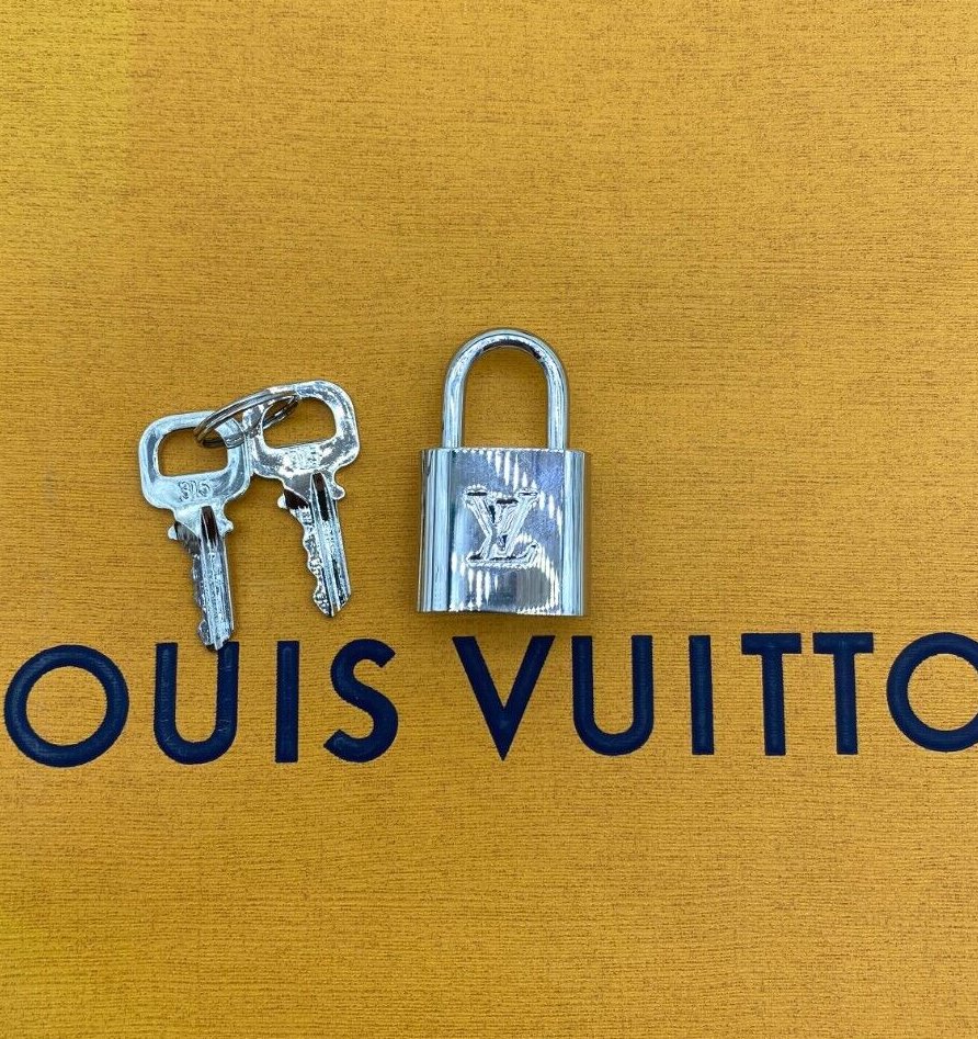 Louis Vuitton Lock & 2 Key Brass Silver #315