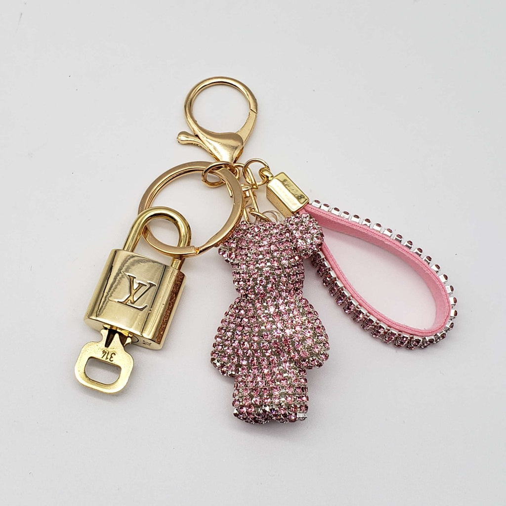 Lo100%  Louis Vuitton Lock and Key with Unbranded Keychain, Keycharm, Bagcharm