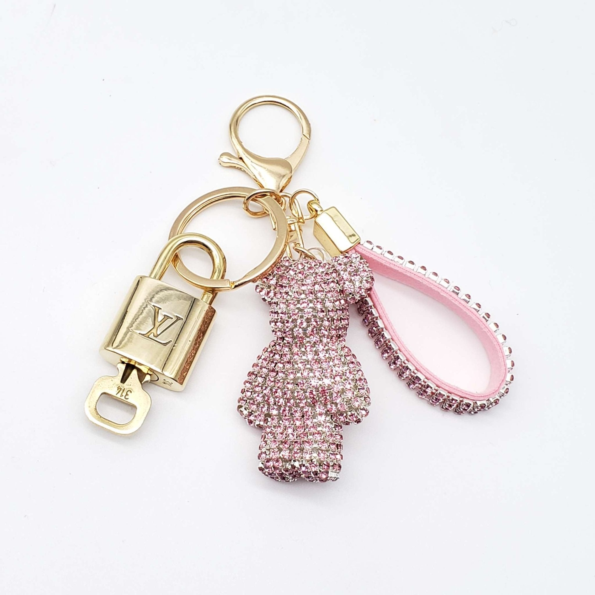 Lo100%  Louis Vuitton Lock and Key with Unbranded Keychain, Keycharm, Bagcharm