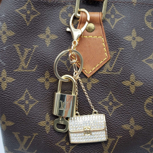 100%  Louis Vuitton Lock and Key with Unbranded Keychain, Keycharm, Bagcharm