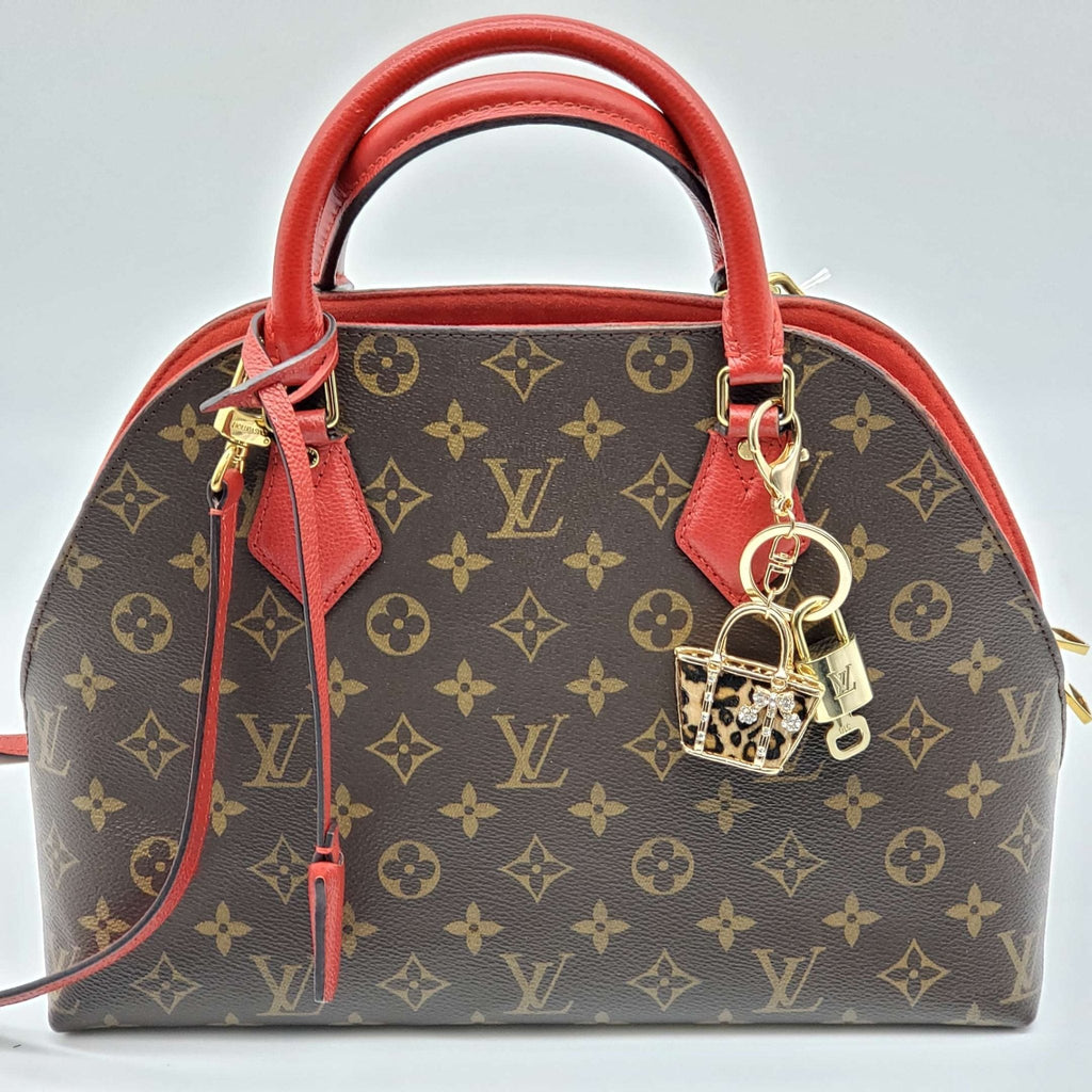 100%  Louis Vuitton Lock and Key with Unbranded Keychain, Keycharm, Bagcharm