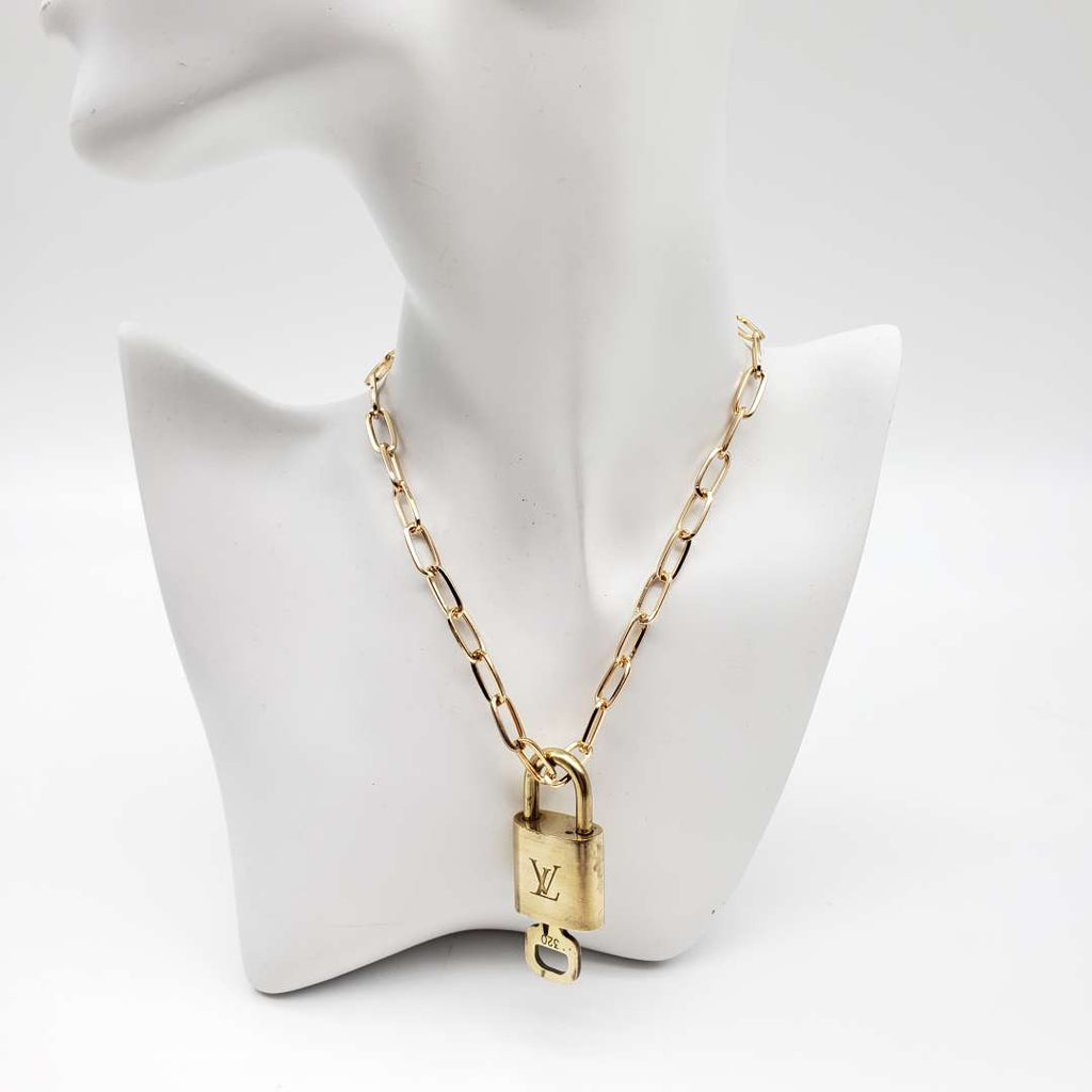100%  Louis Vuitton Lock and Key with Unbranded Chain Necklace