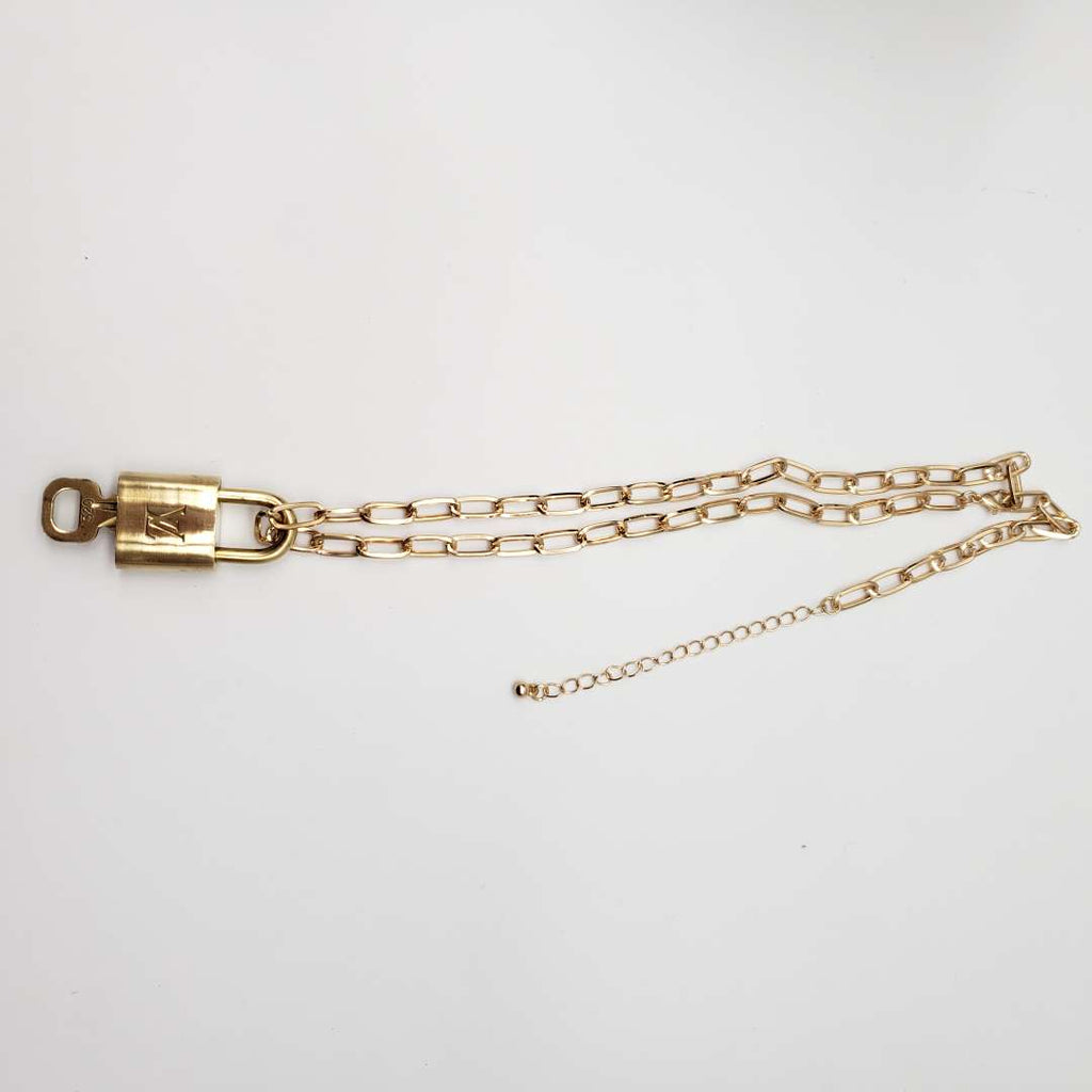 100%  Louis Vuitton Lock and Key with Unbranded Chain Necklace