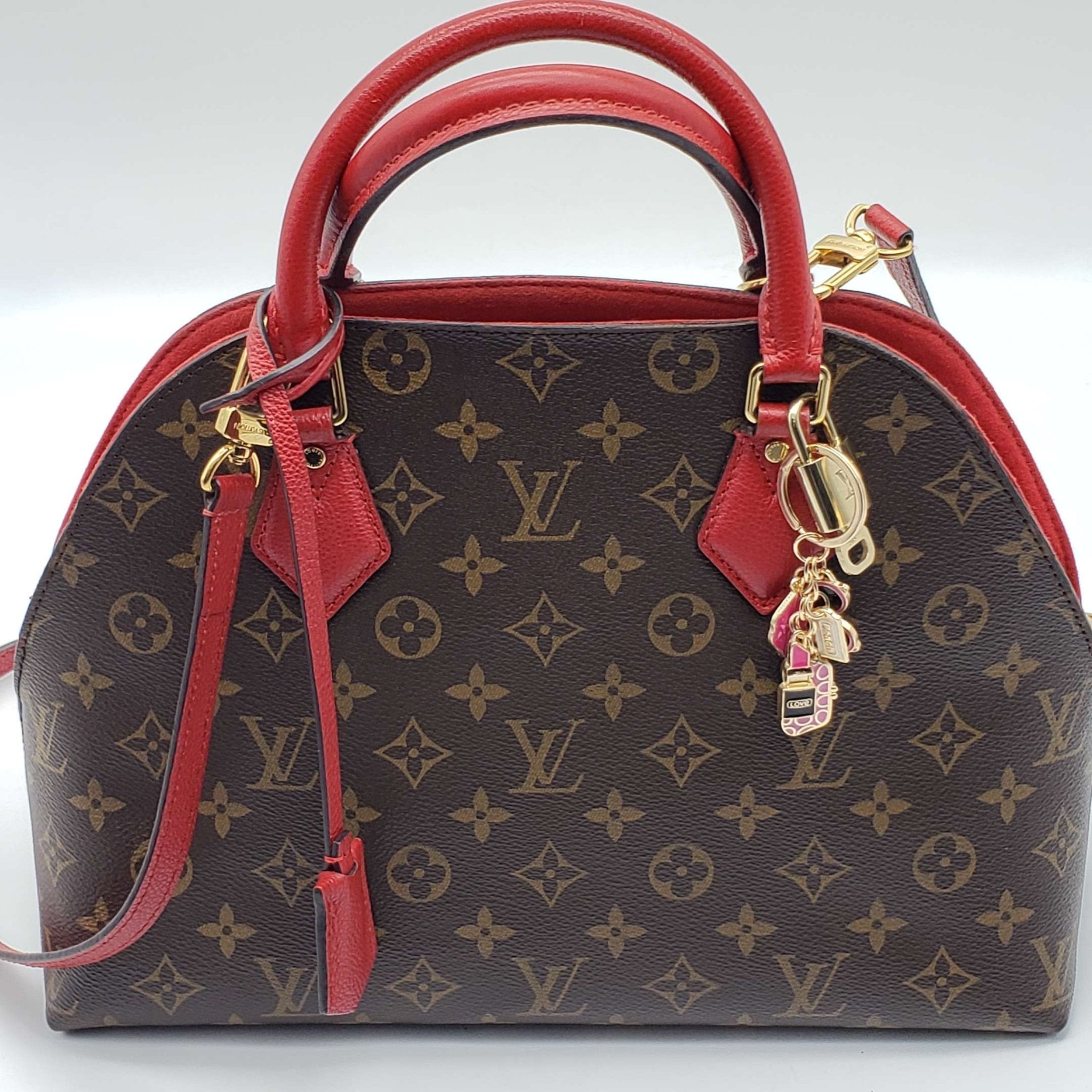 100%  Louis Vuitton Lock and Key with Unbranded Keychain, Keycharm, Bagcharm