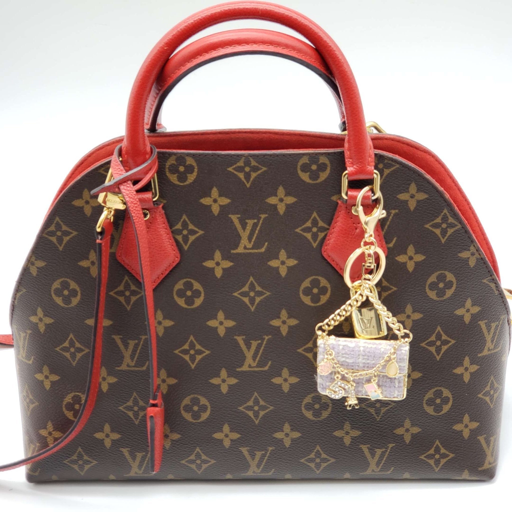 100%  Louis Vuitton Lock and Key with Unbranded Keychain, Keycharm, Bagcharm