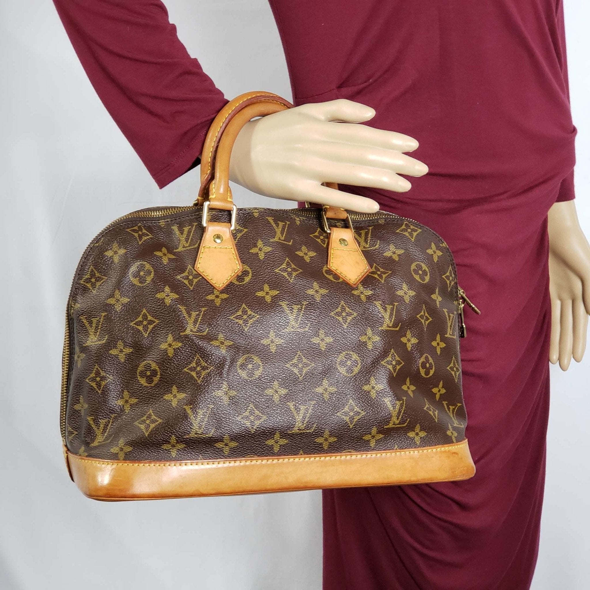Louis Vuitton Monogram Alma PM Hand Bag