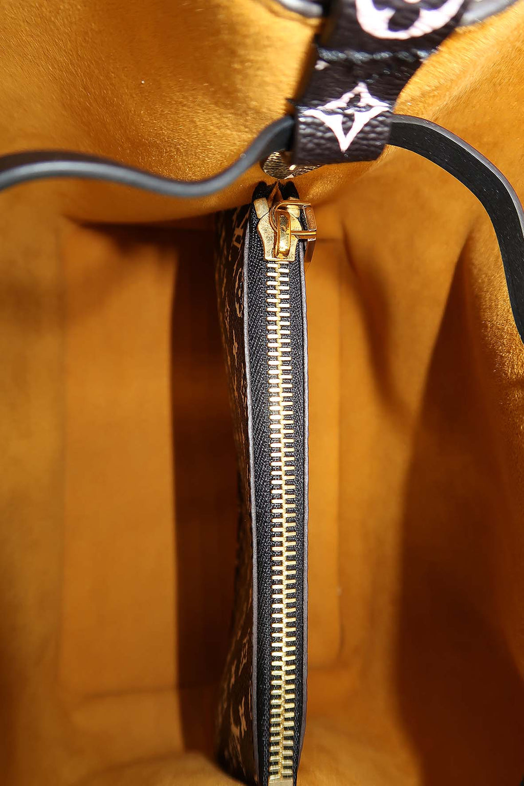 Monogram Giant Jungle NeoNoe Brown