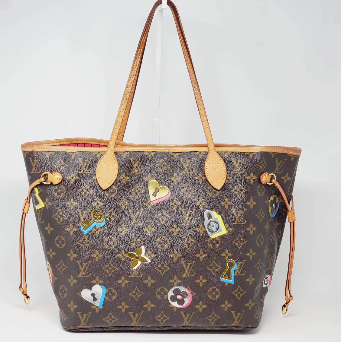 Louis Vuitton Neverfull MM Monogram Limited Edition