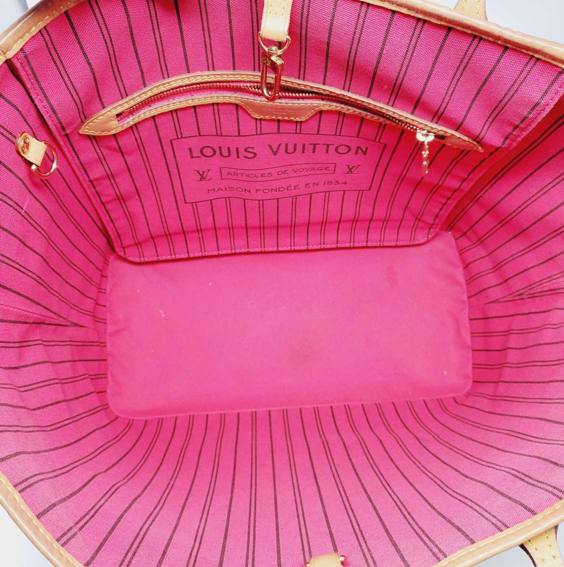 Louis Vuitton Neverfull MM Monogram Limited Edition