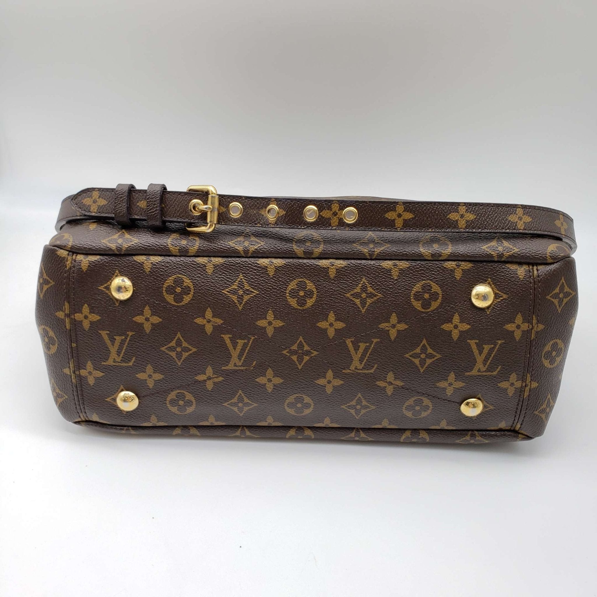 Louis Vuitton Pallas MM Monogram Shoulder Bag