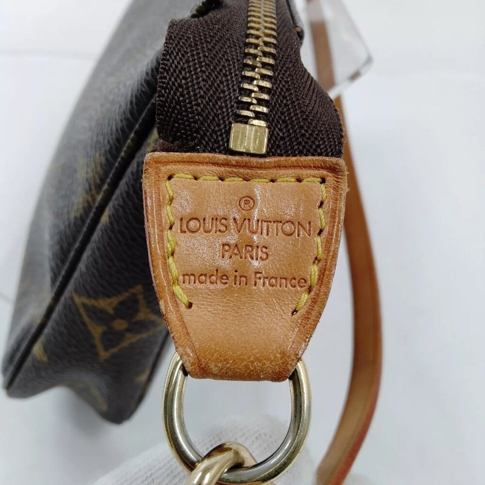 Louis Vuitton Pochette Accessories Shoulder Bag