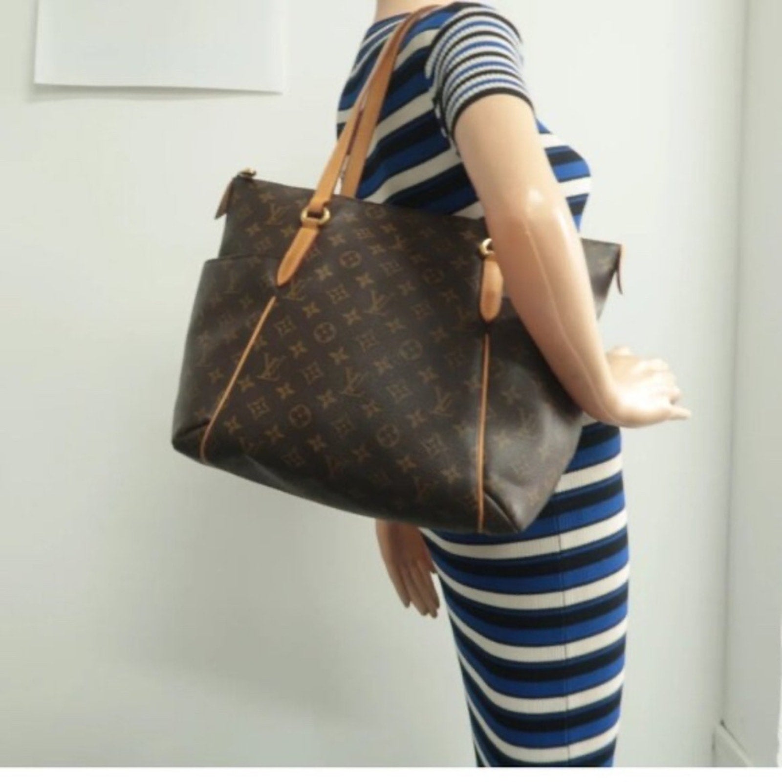 Louis Vuitton Totally Brown Monogram Canvas Shoulder Bag