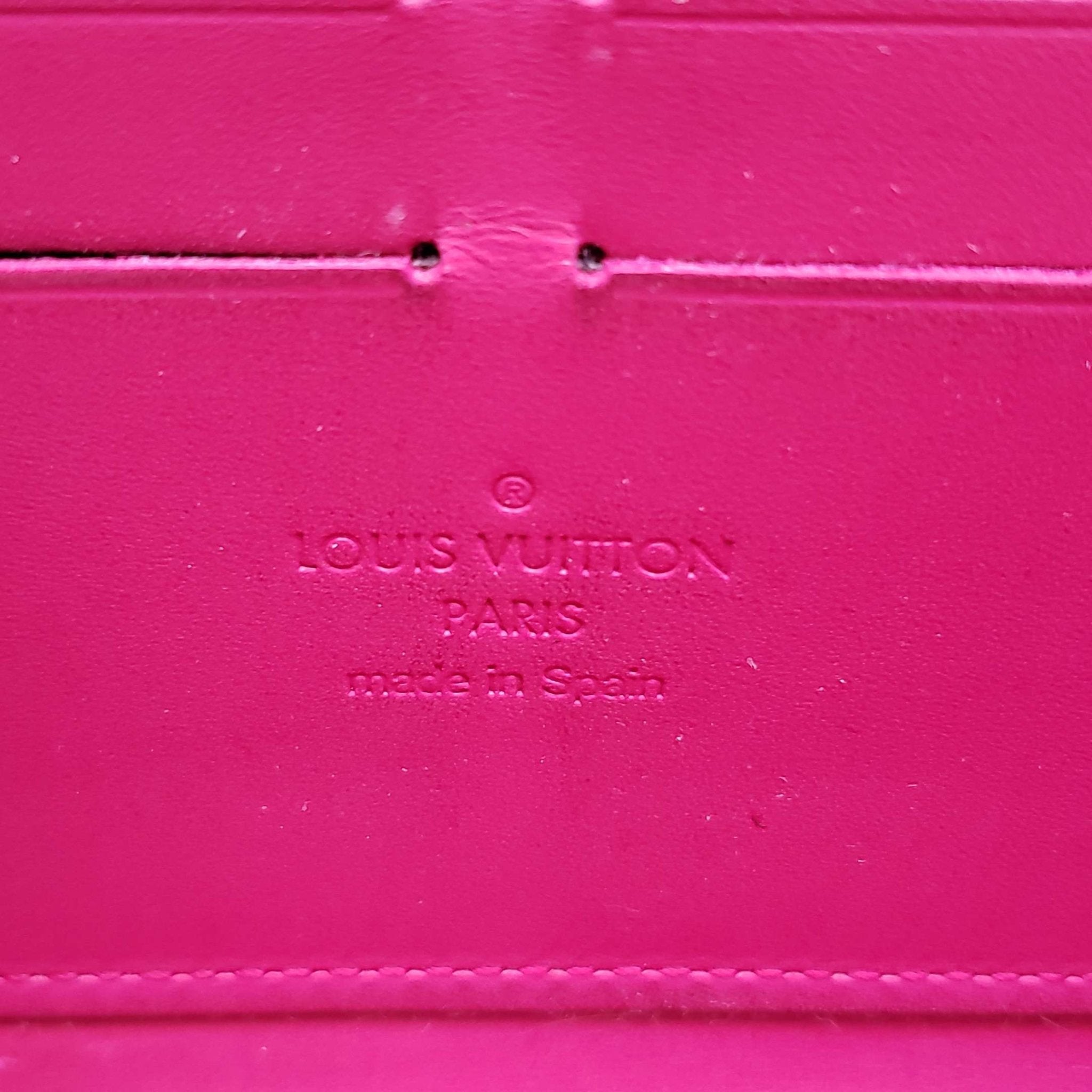 Louis Vuitton Vernis Enamel Leather Zippy Wallet