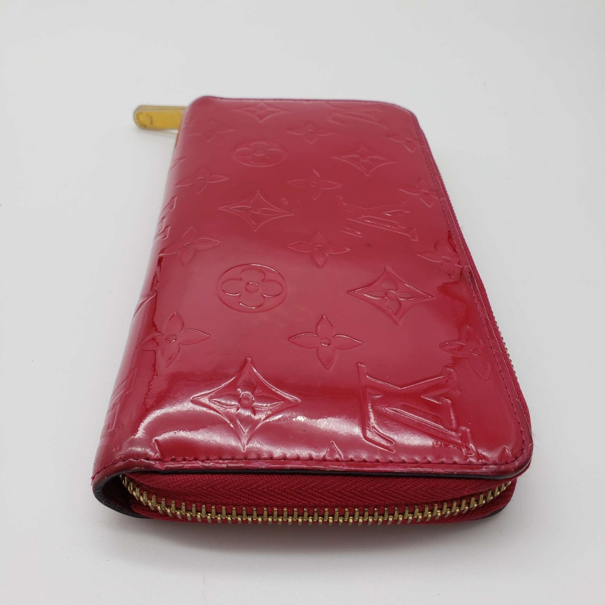 Louis Vuitton Vernis Enamel Leather Zippy Wallet