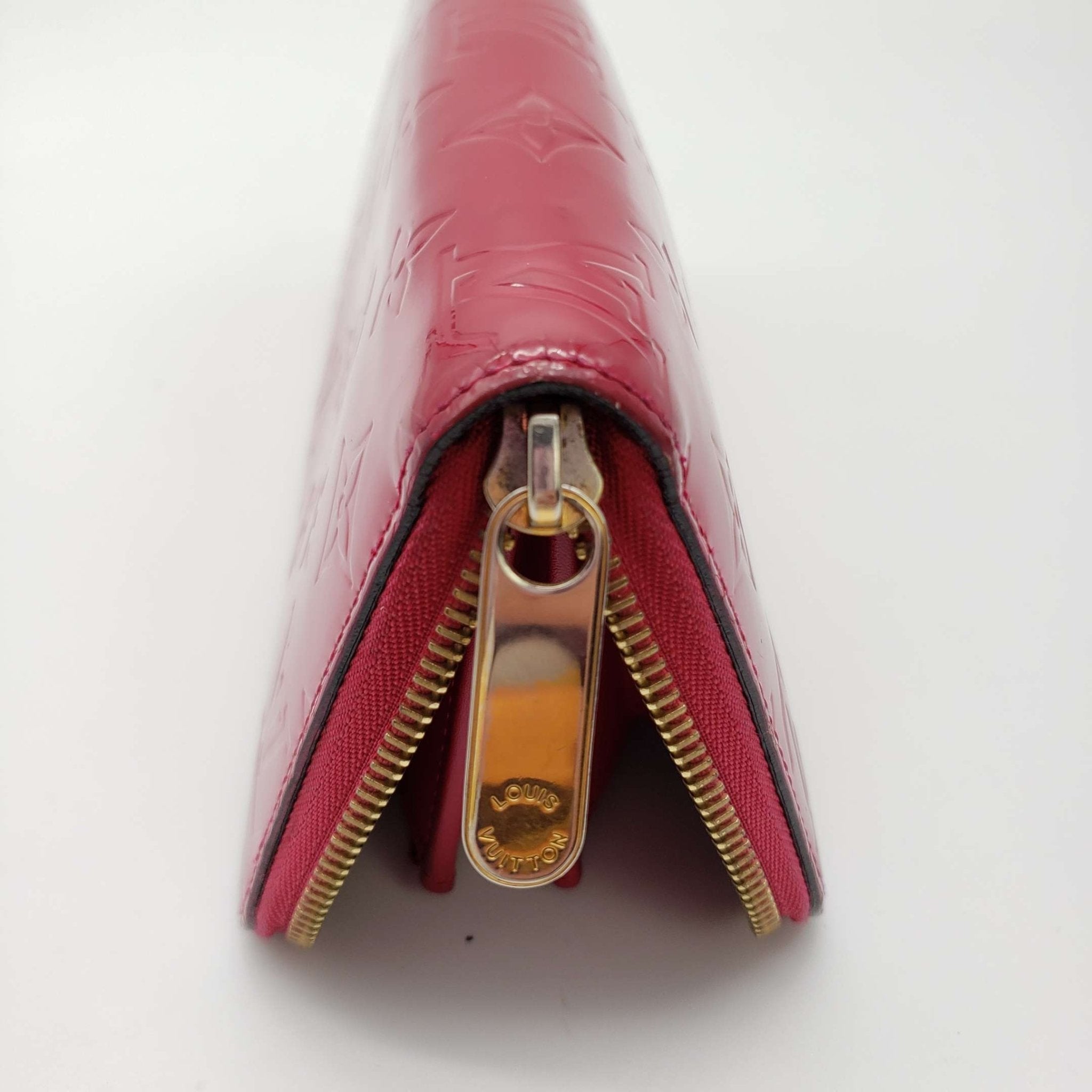 Louis Vuitton Vernis Enamel Leather Zippy Wallet