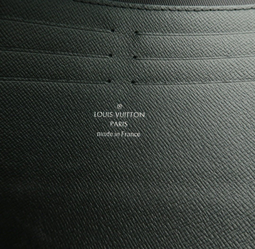 Louis Vuitton Voyage Black Leather Clutch Bag