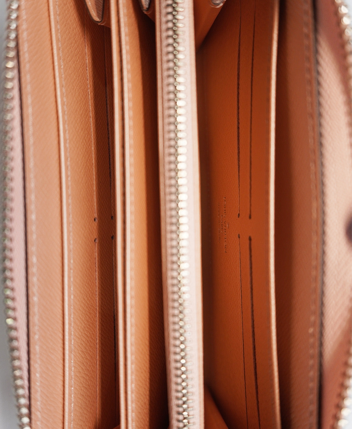 Epi Zippy Wallet Pink