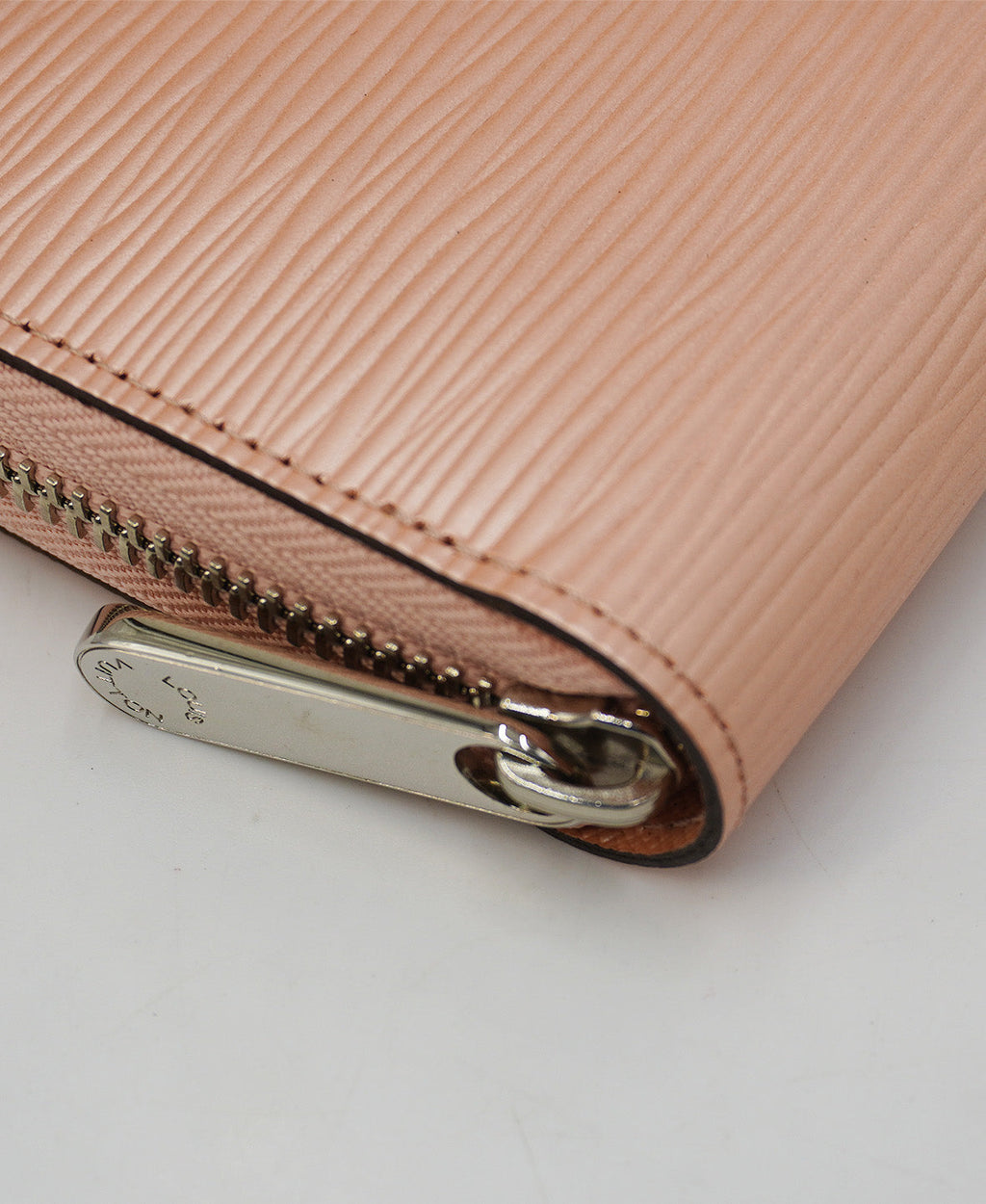 Epi Zippy Wallet Pink