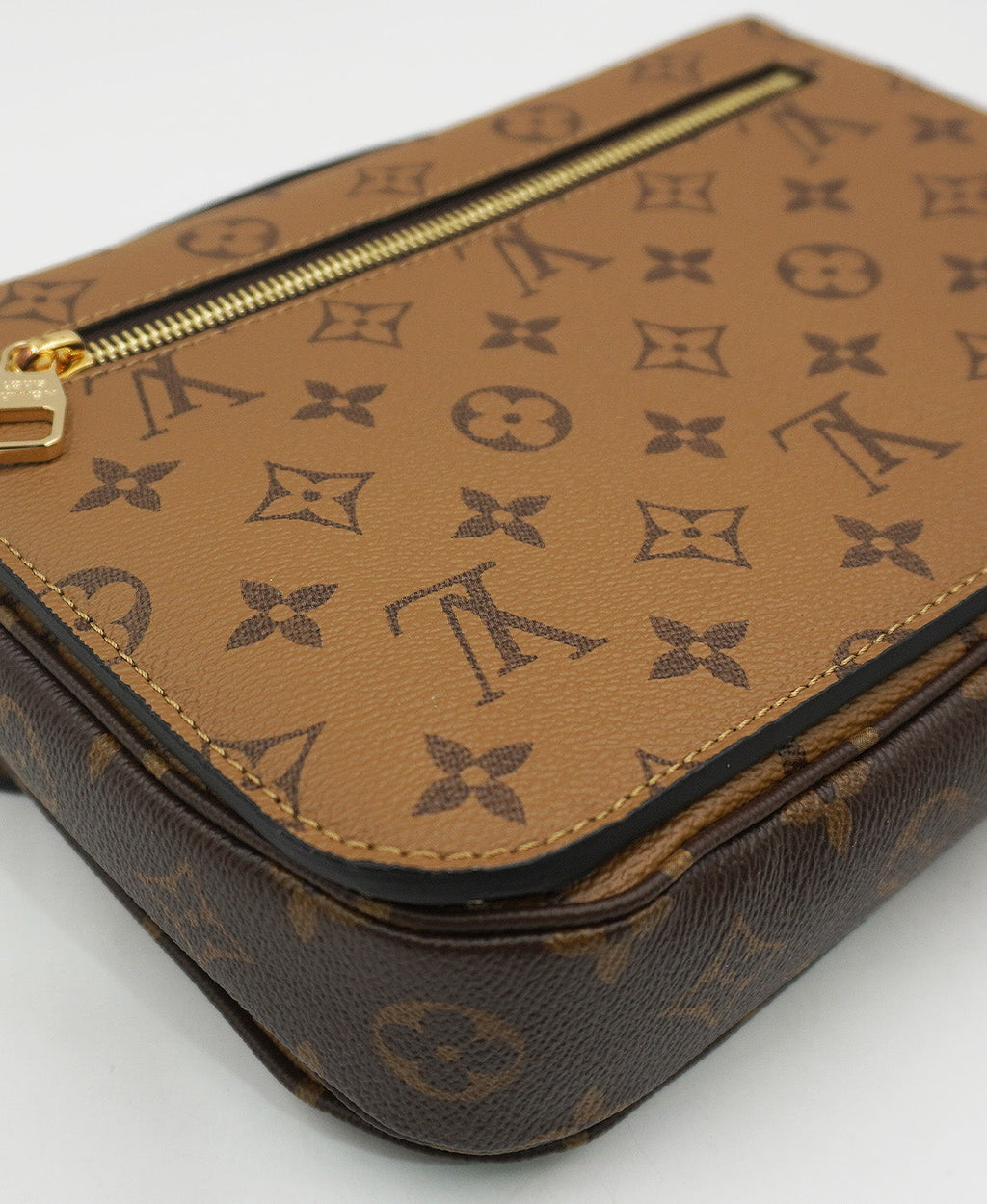Monogram Reverse Canvas Pochette Metis Brown