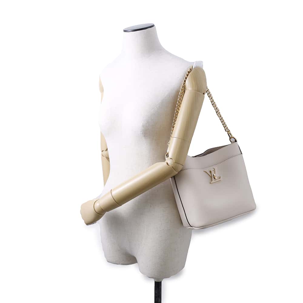 LOUIS VUITTON Padlock & Walk Quartz M24638 Grained Calf Leather