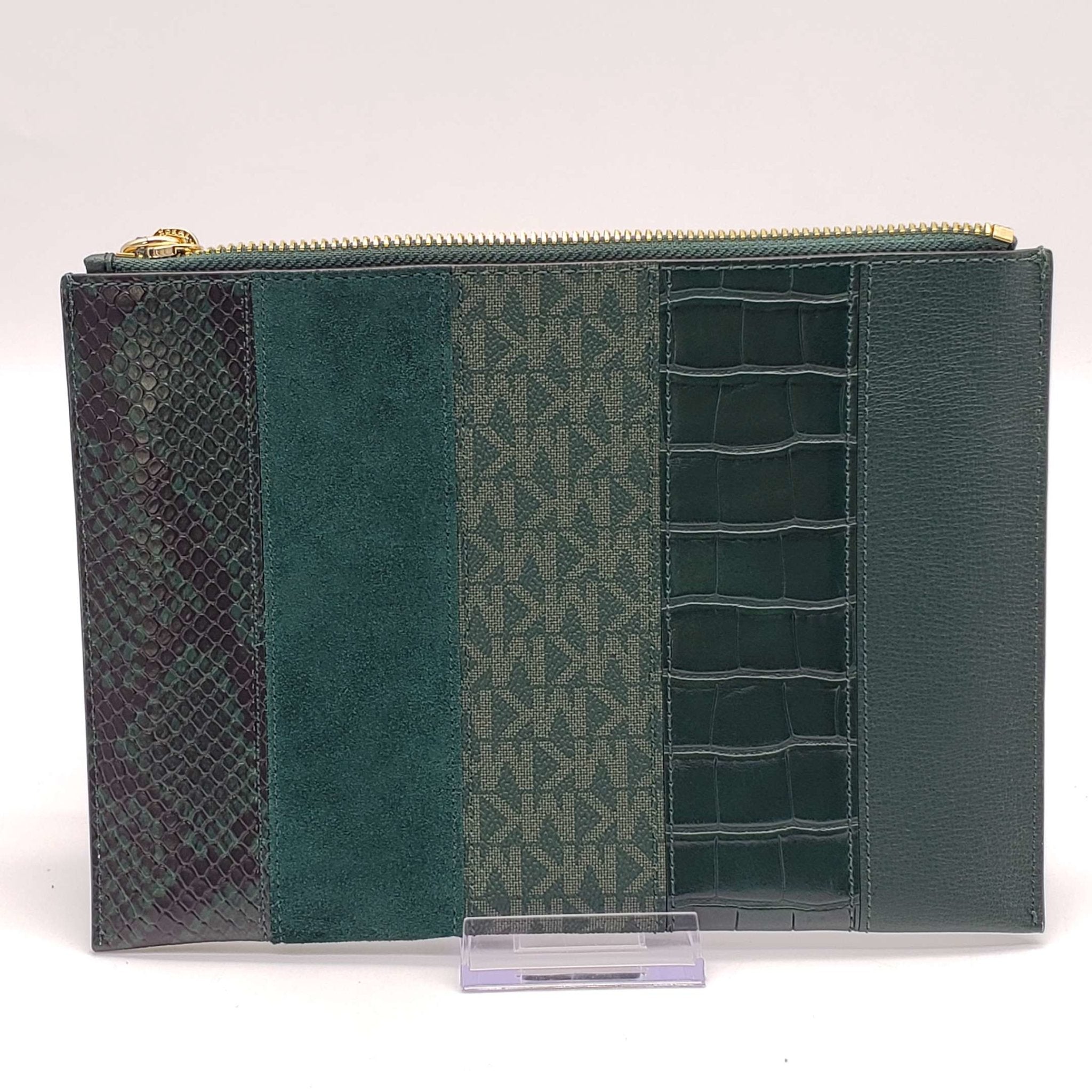 Michael Kors Jet Set Travel Clutch/Wristlet Bag