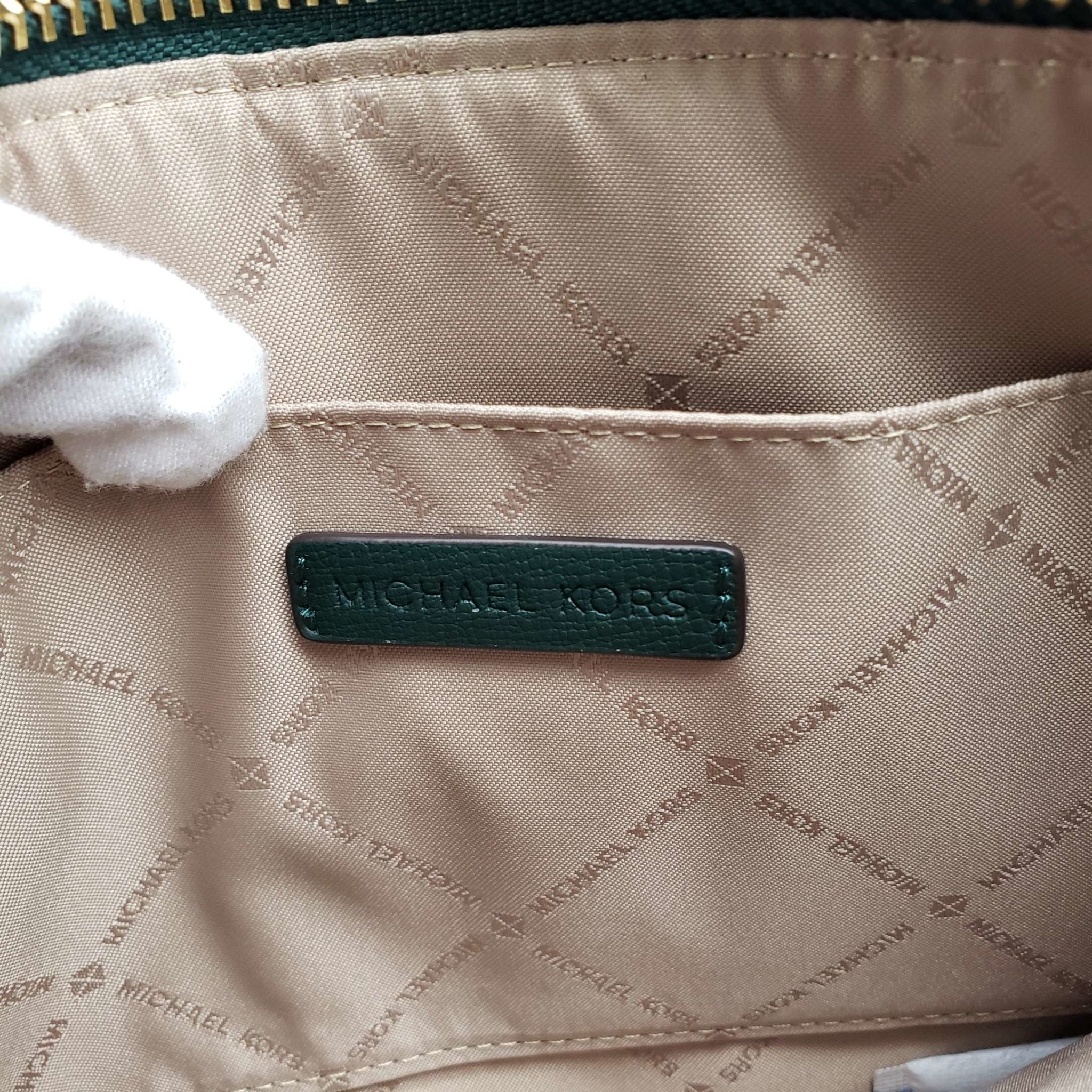 Michael Kors Jet Set Travel Clutch/Wristlet Bag