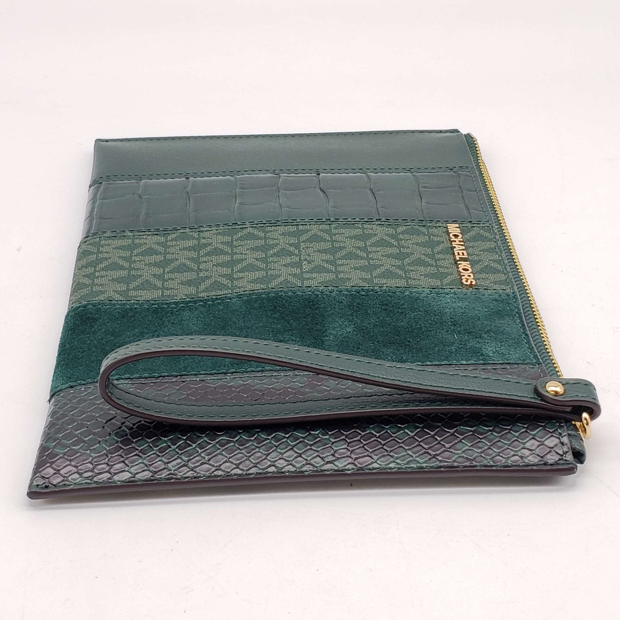 Michael Kors Jet Set Travel Clutch/Wristlet Bag