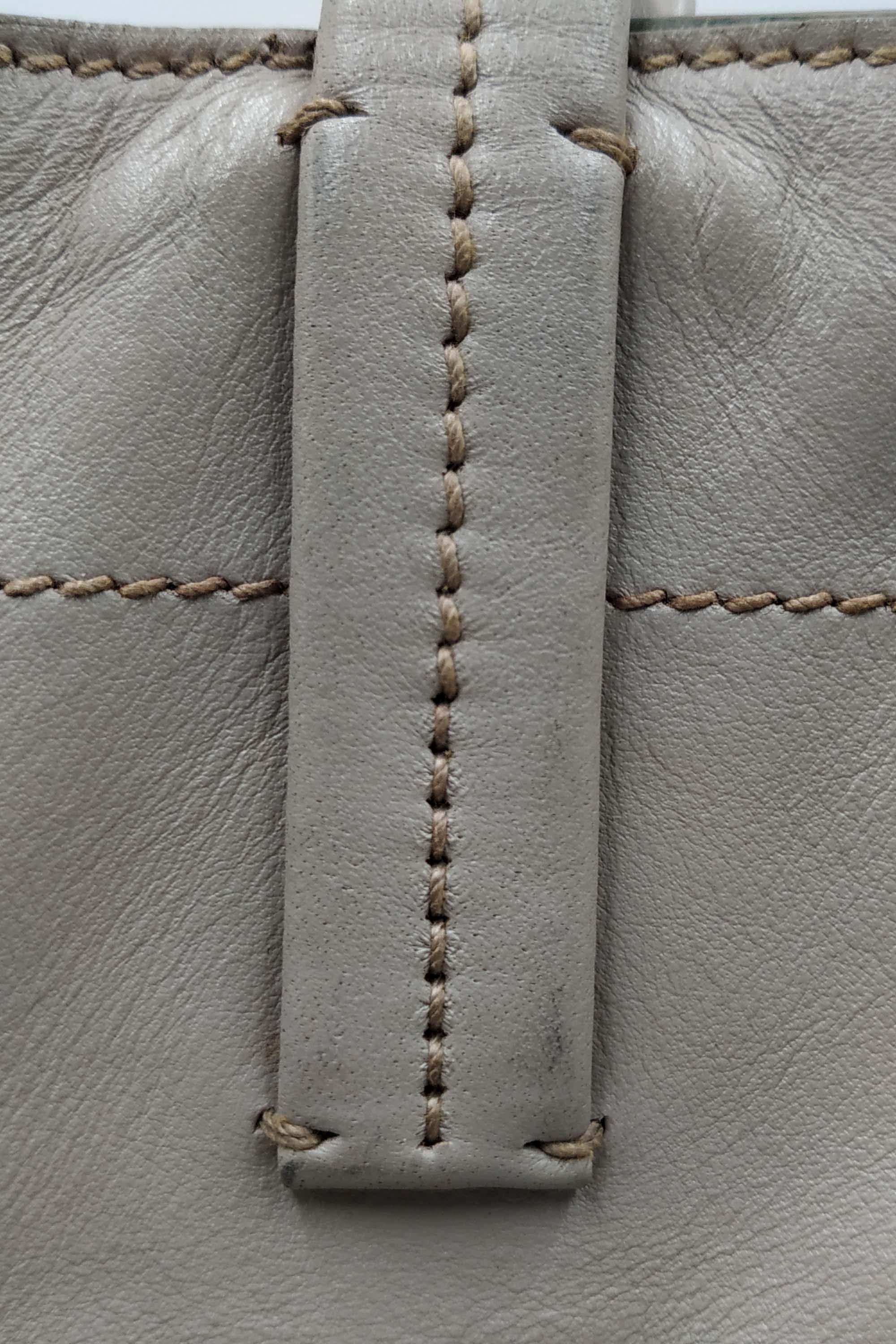 Vitello Soft Shopping Tote Pomice