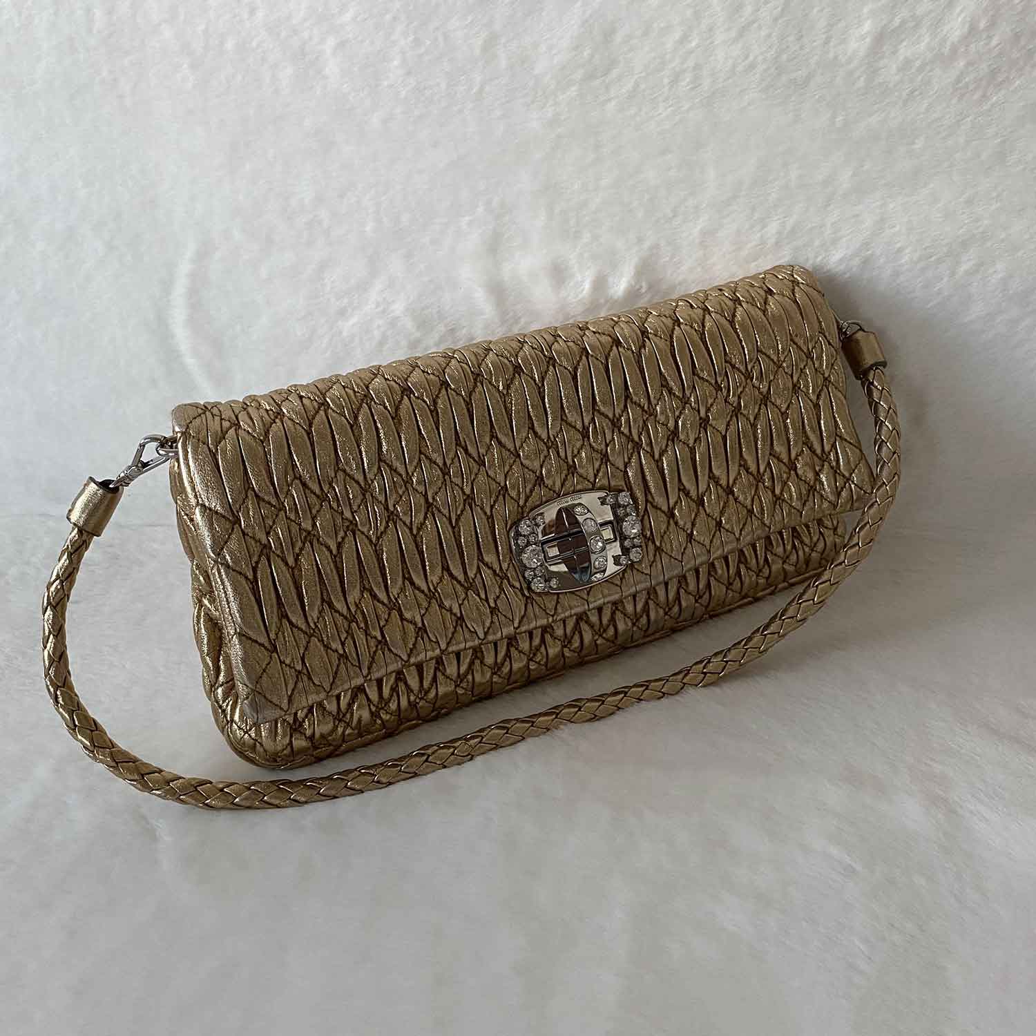 Miu Miu Crystal Embellished MatelassÃƒÆ’Ã‚Â© Shoulder Bag