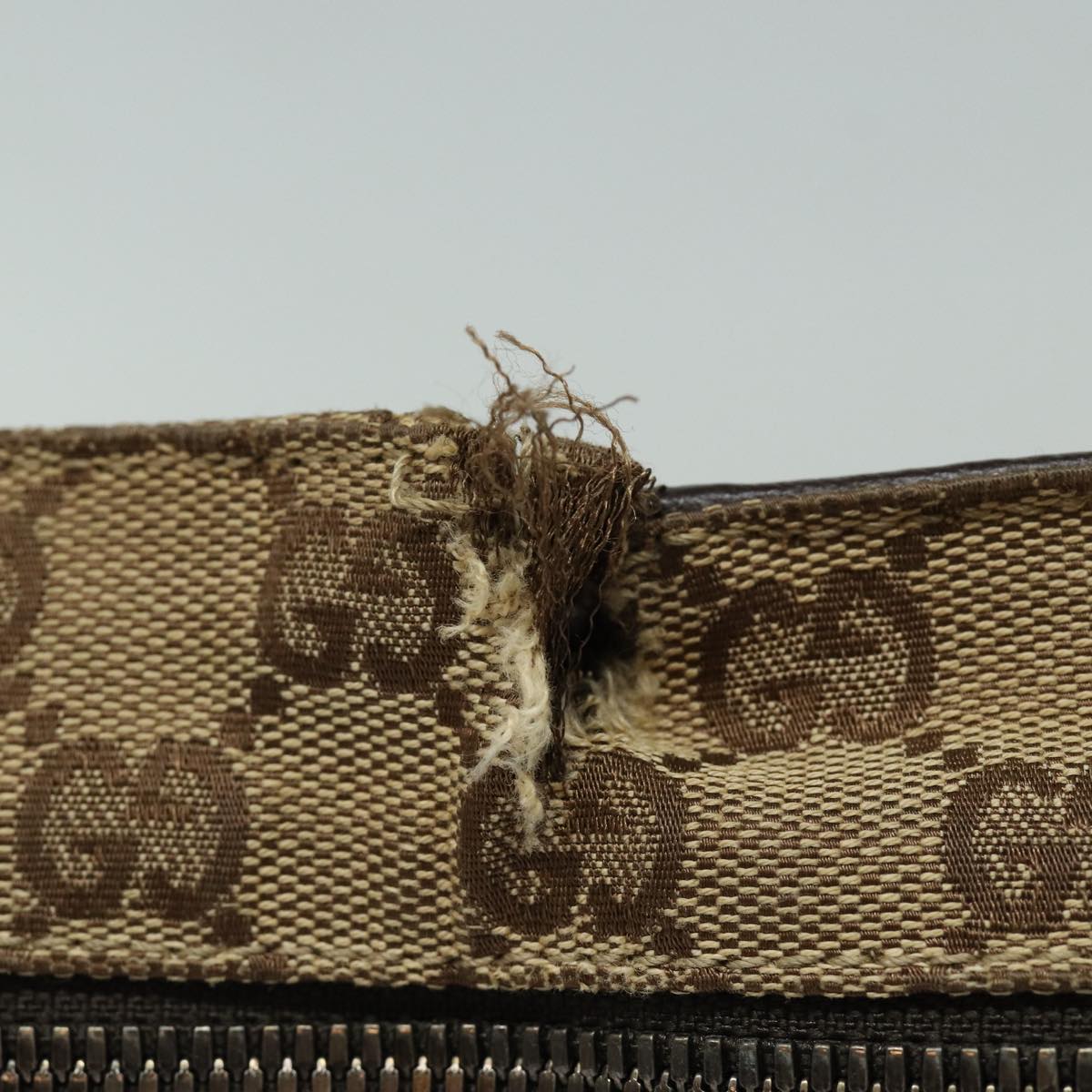 GUCCI GG Canvas Web Sherry Line Waist bag Beige 28566 mr366