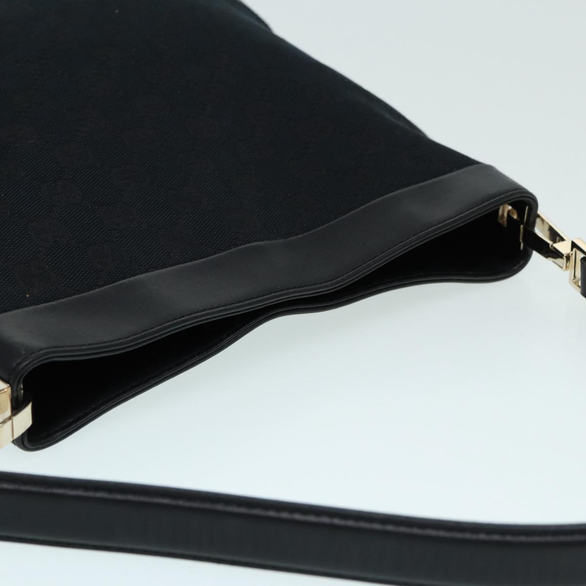 GUCCI GG Canvas Shoulder Bag Black 001 4231 mr368