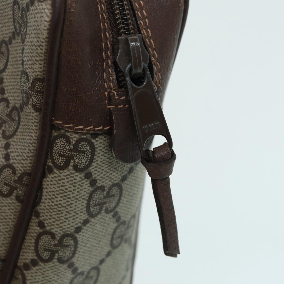 GUCCI GG Supreme Web Sherry Line Clutch Bag PVC Beige mr369