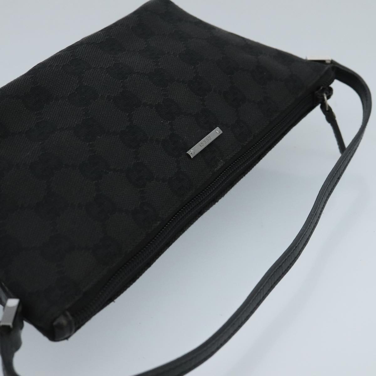 GUCCI GG Canvas Accessory Pouch Black Silver 07198 mr638