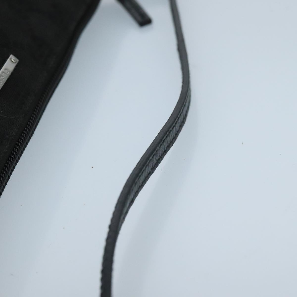 GUCCI GG Canvas Accessory Pouch Black 07198 mr685