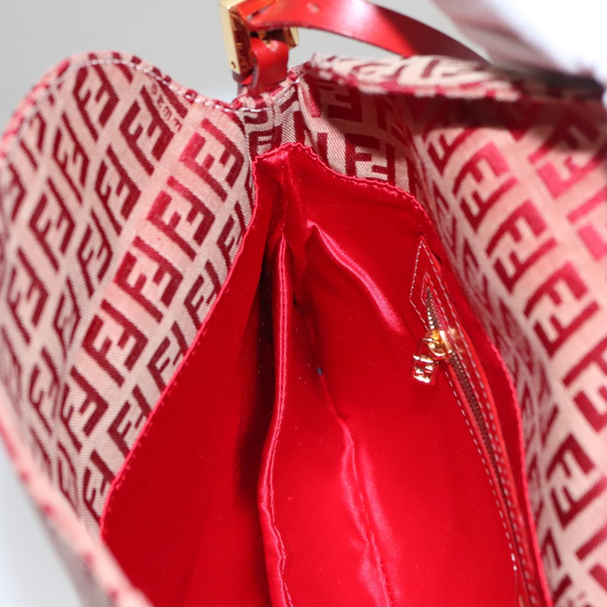 FENDI Zucchino Canvas Shoulder Bag Red Gold mr834A