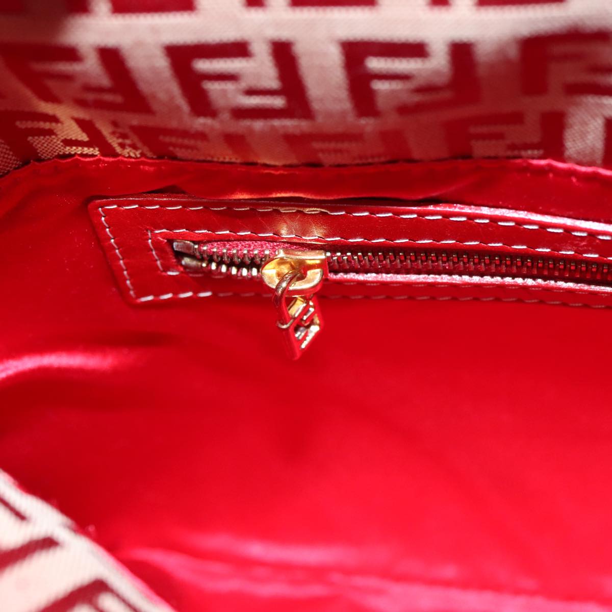 FENDI Zucchino Canvas Shoulder Bag Red Gold mr834A