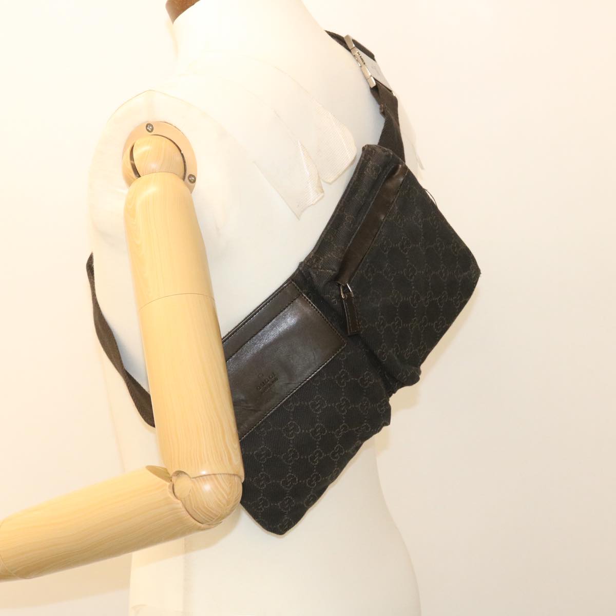 GUCCI GG Canvas Waist Bag Dark Brown 28566 35115