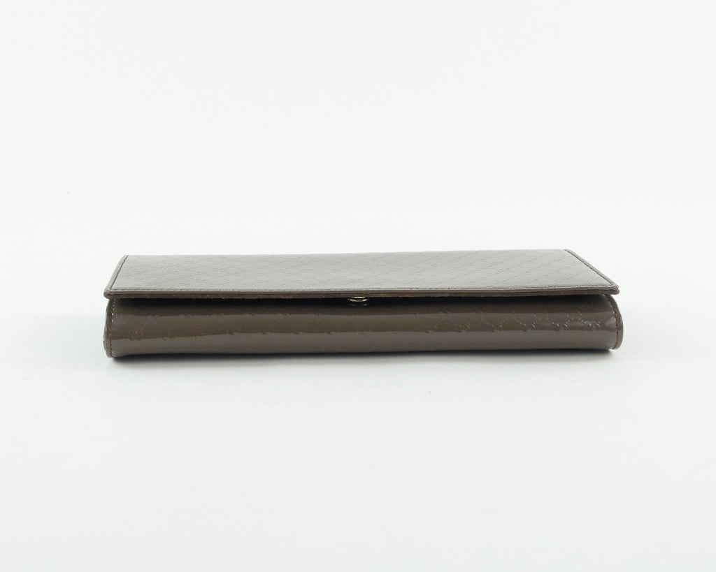 Gucci Broadway Microguccissima Leather Clutch Bag