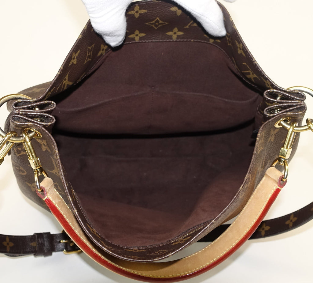 Louis Vuitto Metis Hobo Handbag