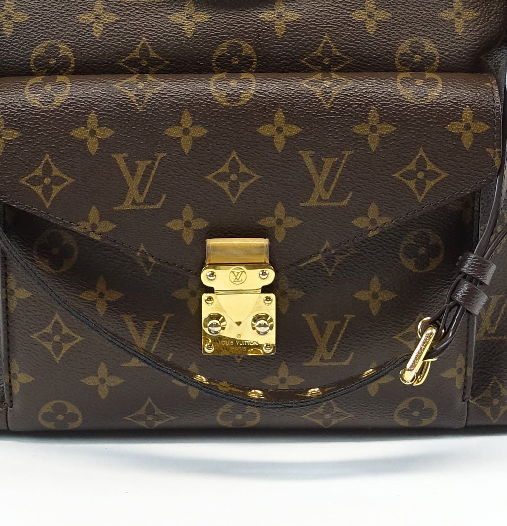 Louis Vuitto Metis Hobo Handbag