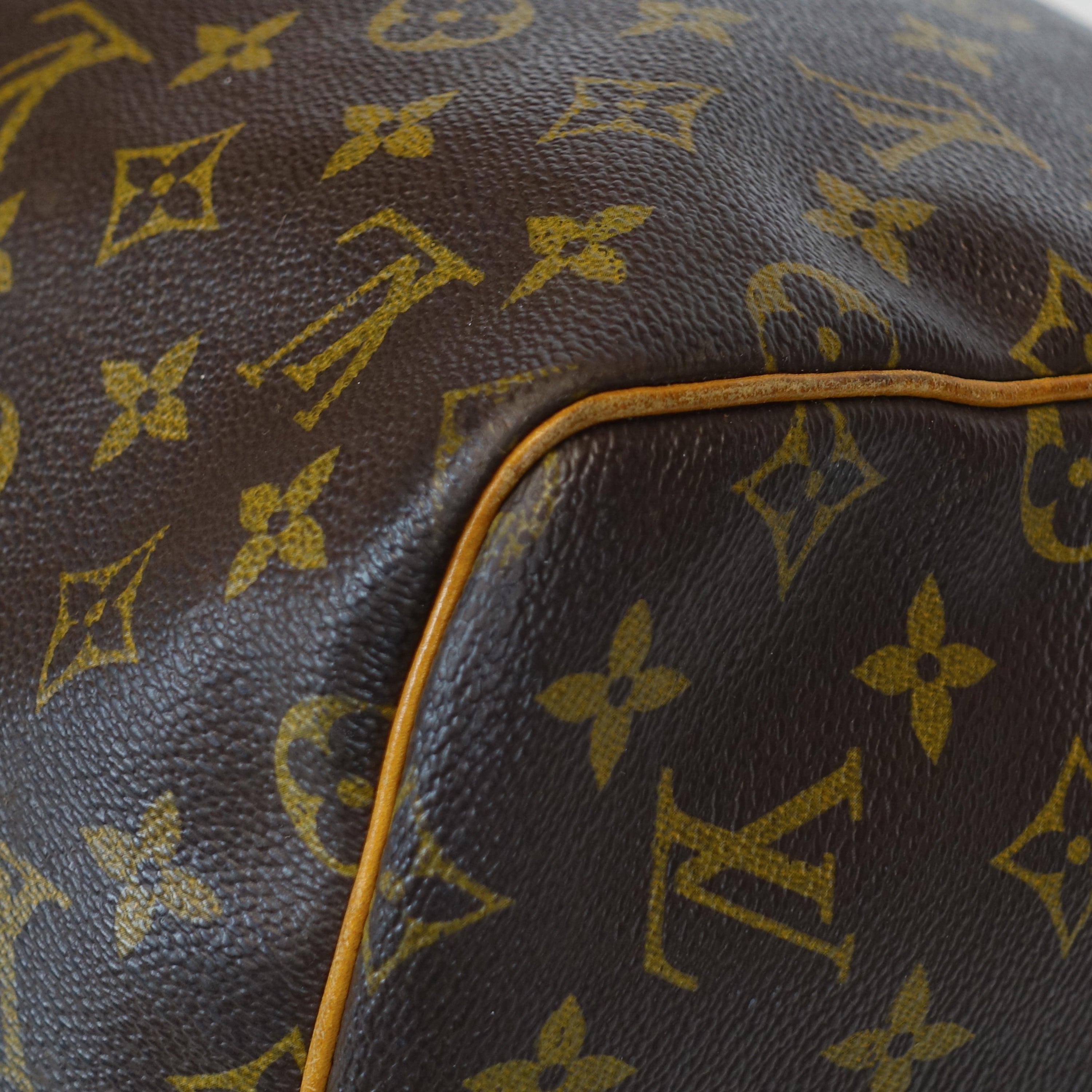 Louis Vuitto Vintage Keepall 55 Monogram Canvas Travel Bag