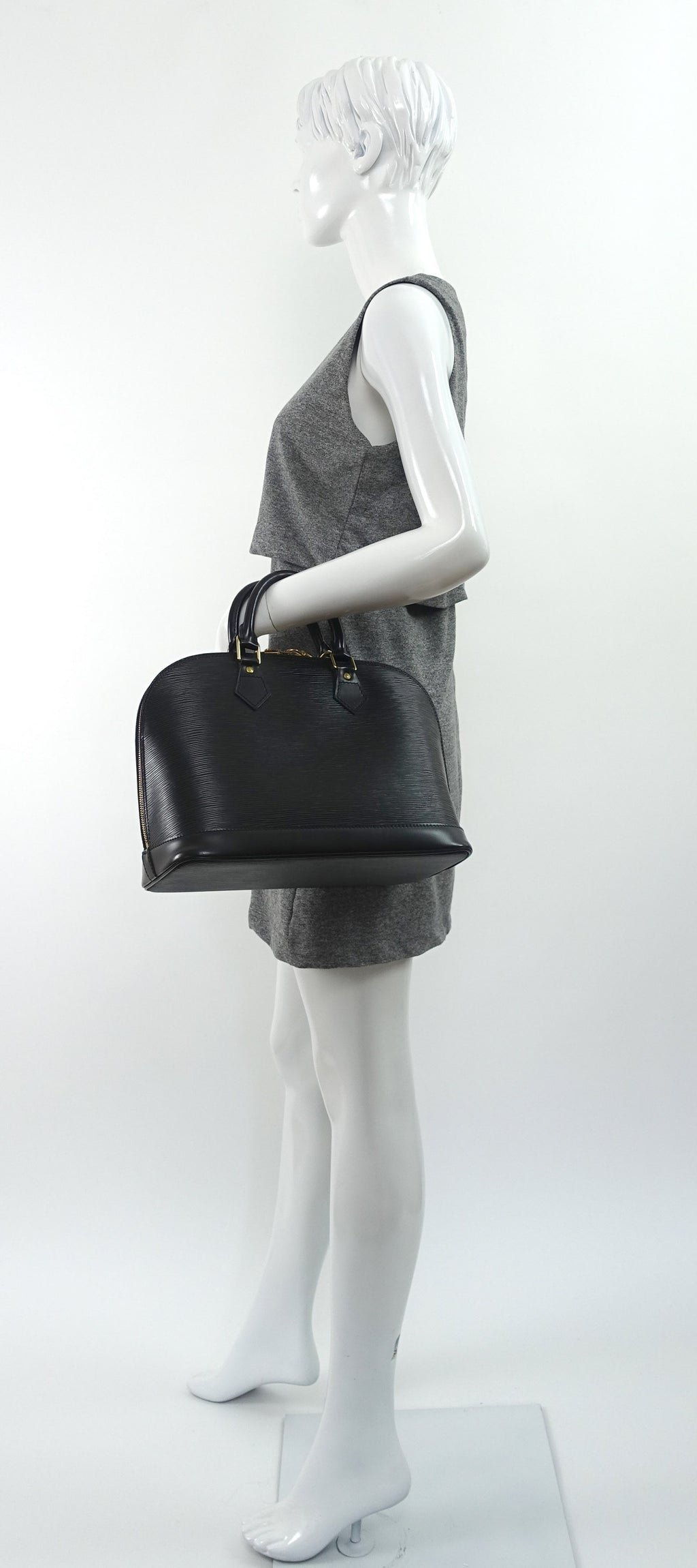 Louis Vuitto Alma MM Epi Leather Handbag