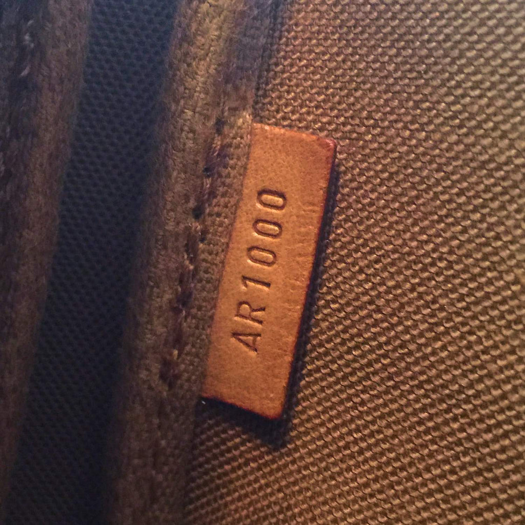 Louis Vuitto Pochette Accessoires Monogram Canvas Evening Bag