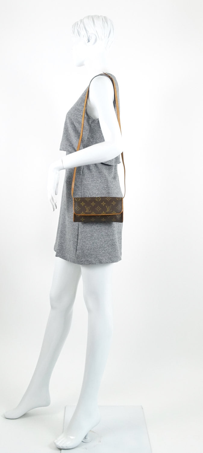 Louis Vuitto Pochette Twin PM Monogram Canvas Bag