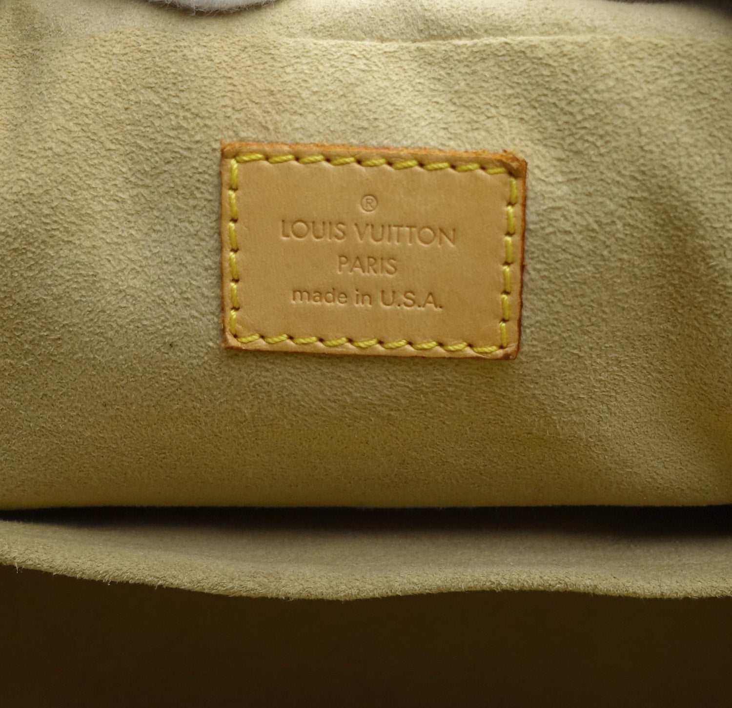 Louis Vuitto Manhattan PM Monogram Canvas Handbag