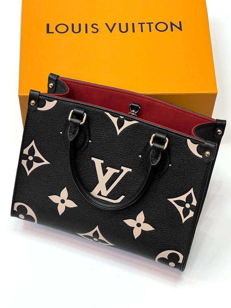Louis Vuitton ONTHEGO PM