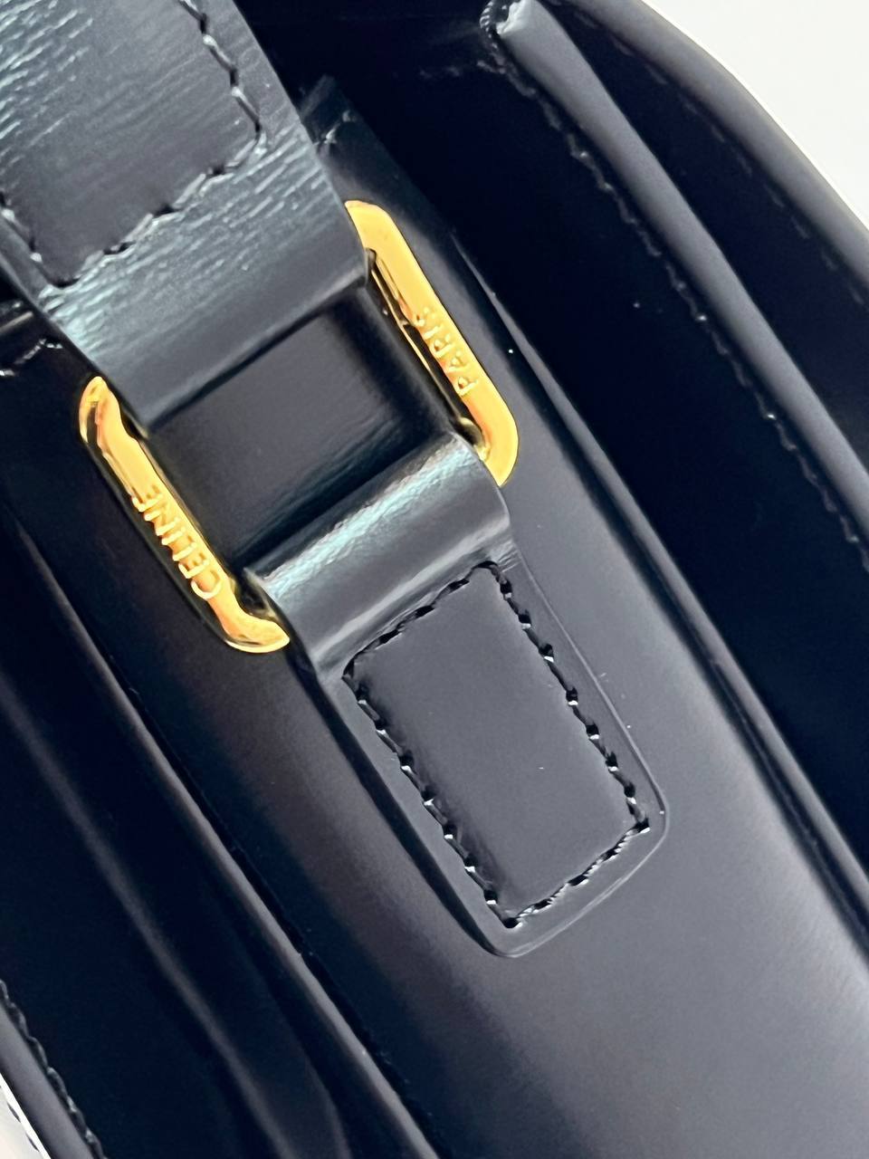 CELINE CLASSIQUE TRIOMPHE BAG IN SHINY CALFSKIN BLACK