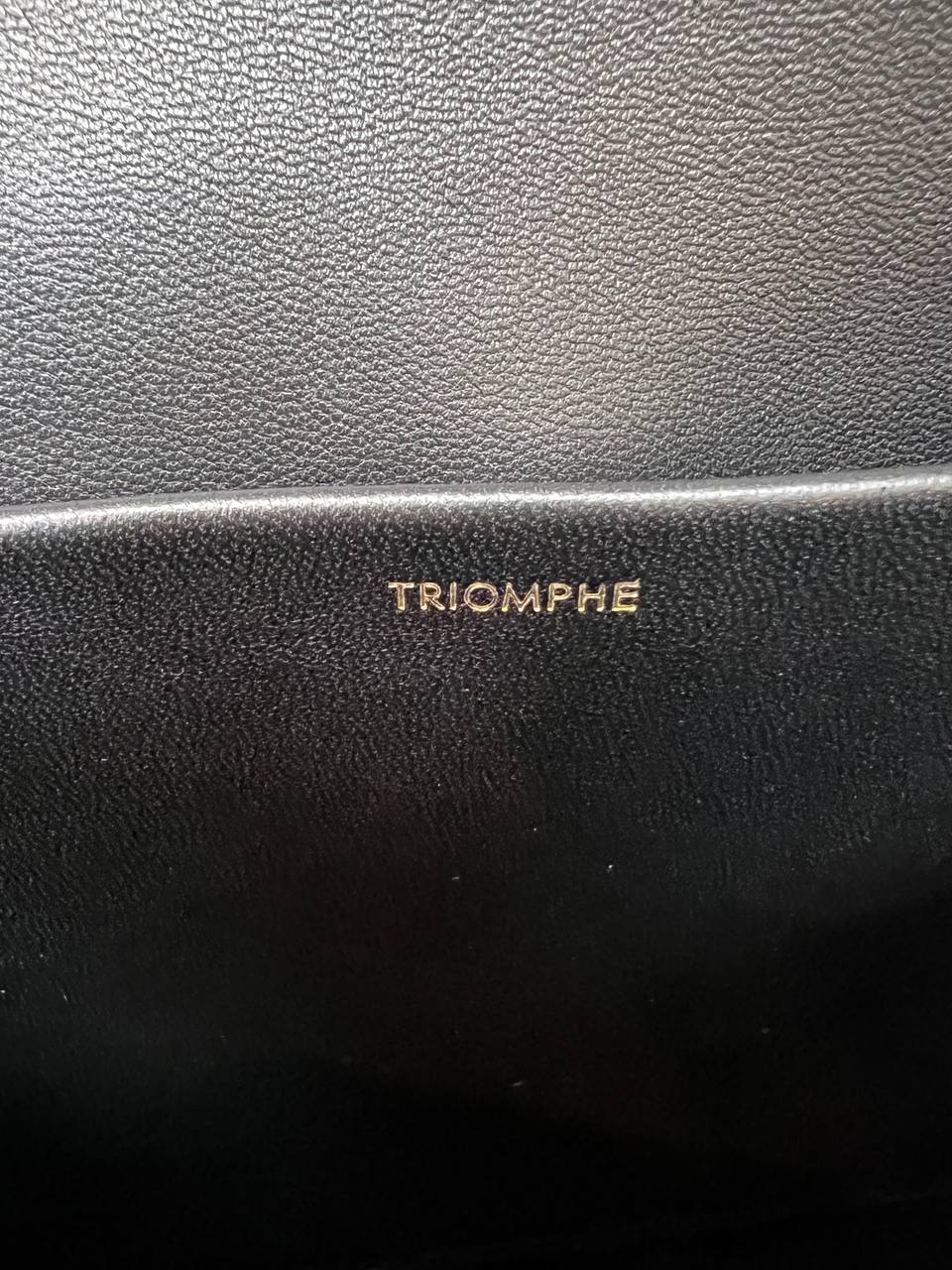 CELINE CLASSIQUE TRIOMPHE BAG IN SHINY CALFSKIN BLACK