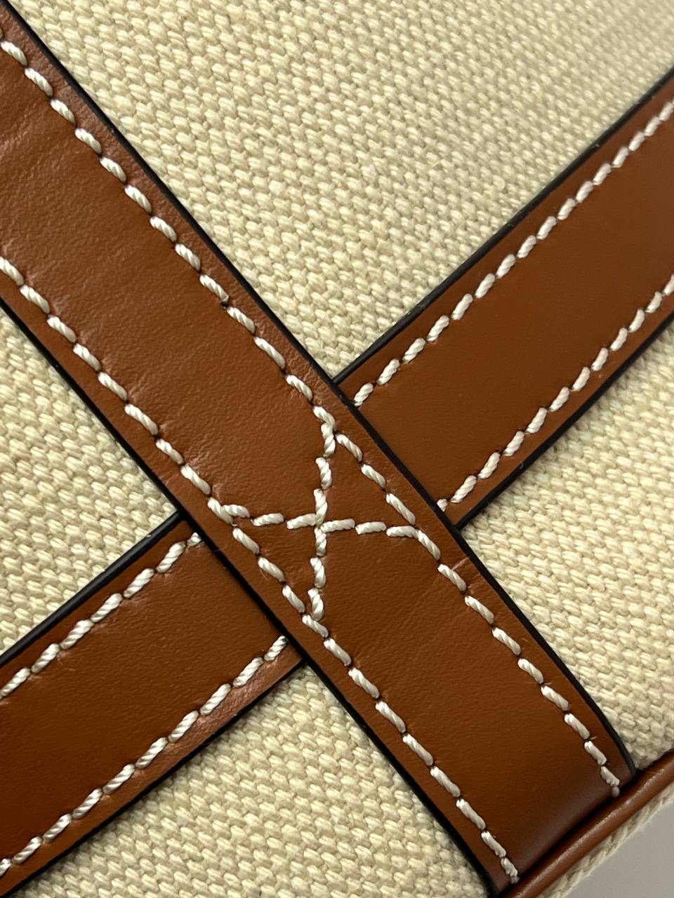 CELINE SEAU MARIN IN TEXTILE AND CALFSKIN TAN