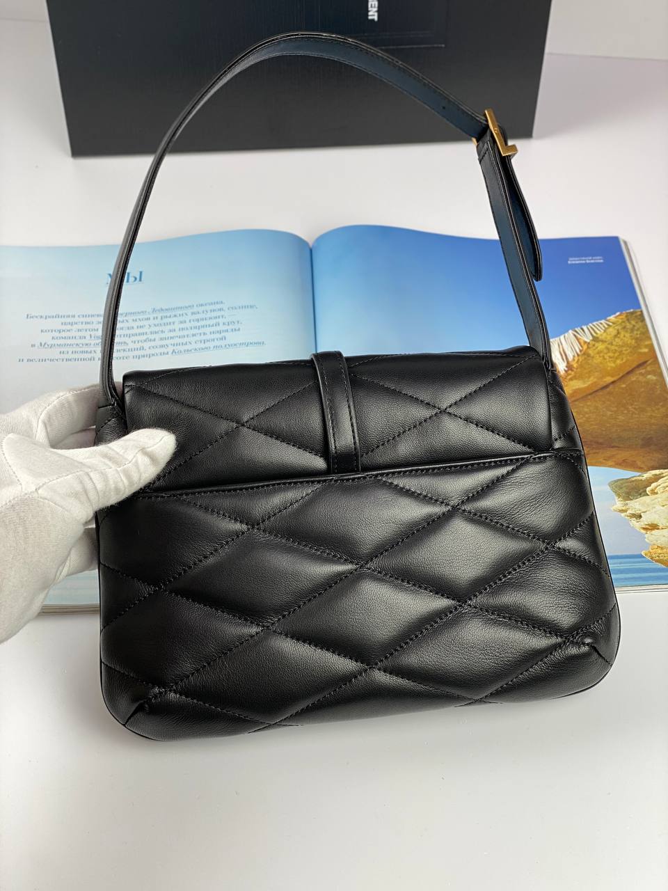 LE 57 Hobo Bag in QUILTED Lambskin black